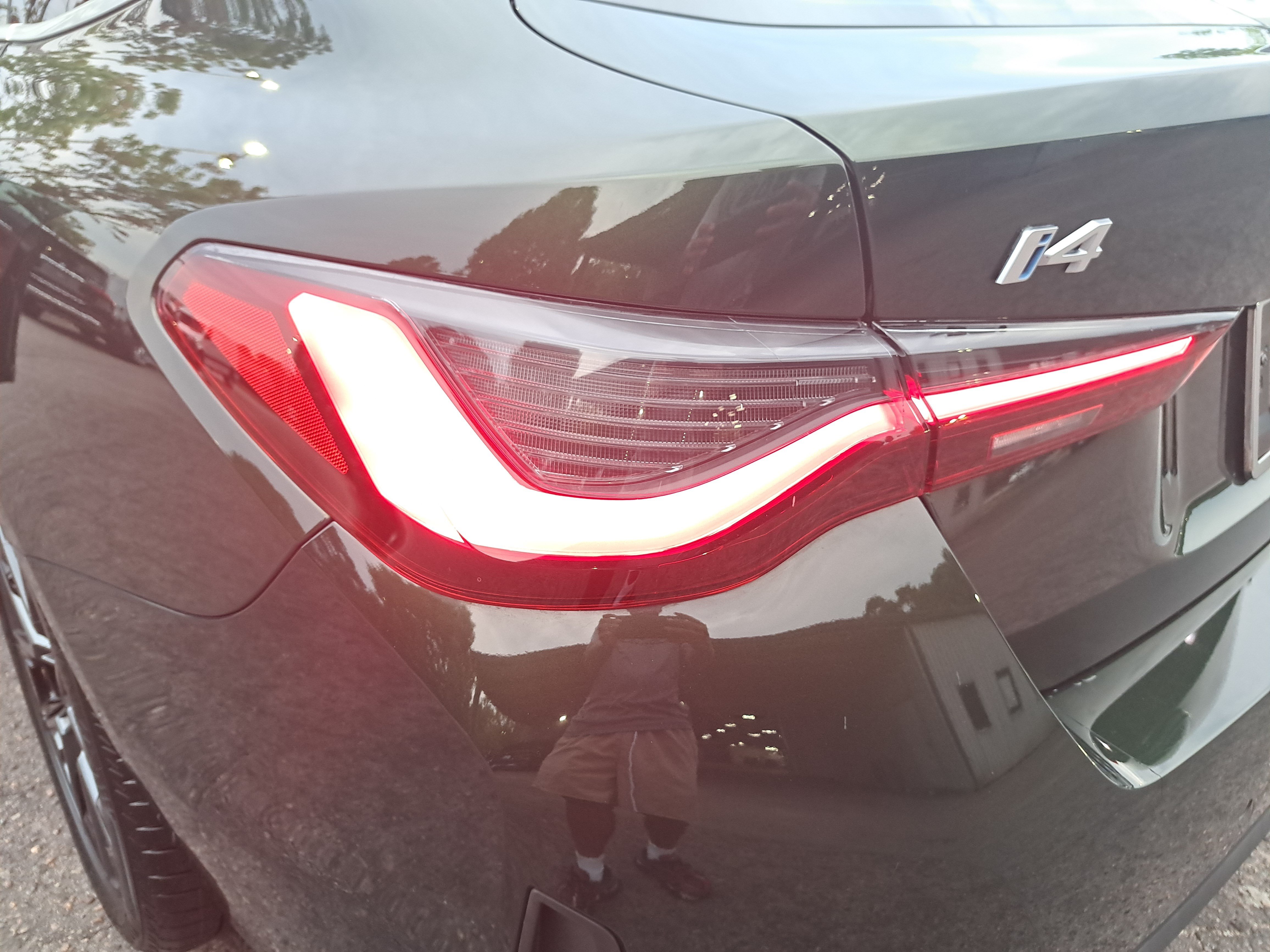 Used 2024 BMW i4 eDrive35 w/ Premium Package RWD image 35