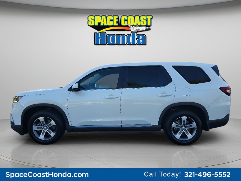 Used 2025 Honda Pilot EX-L image 6