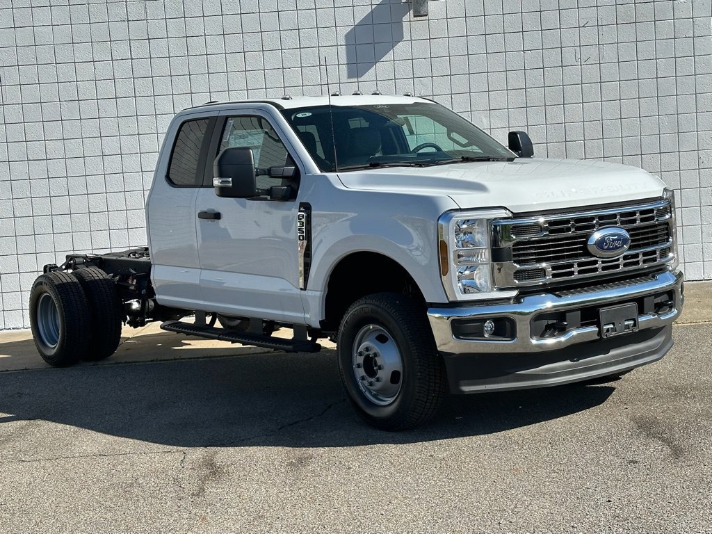 New 2026 Ford F350 XL w/ XL Chrome Package AWD/4WD image 27
