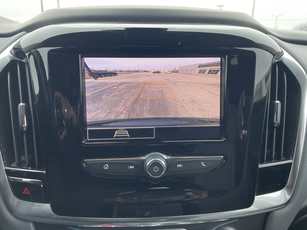Used 2020 Chevrolet Traverse LT image 27