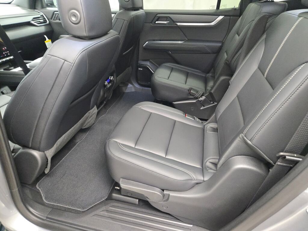 New 2026 GMC Acadia Elevation w/ Elevation Premium Package image 18