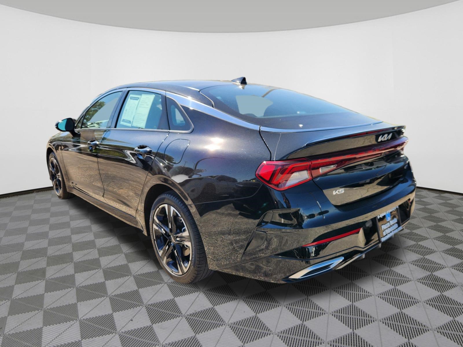 Used 2024 Kia K5 GT-Line FWD image 3