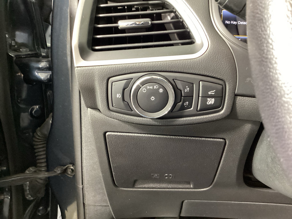 Used 2023 Ford Edge SEL w/ Convenience Package AWD/4WD image 22