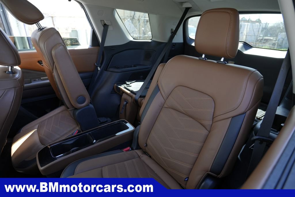 Used 2022 Nissan Pathfinder Platinum w/ Cargo Package AWD/4WD image 20