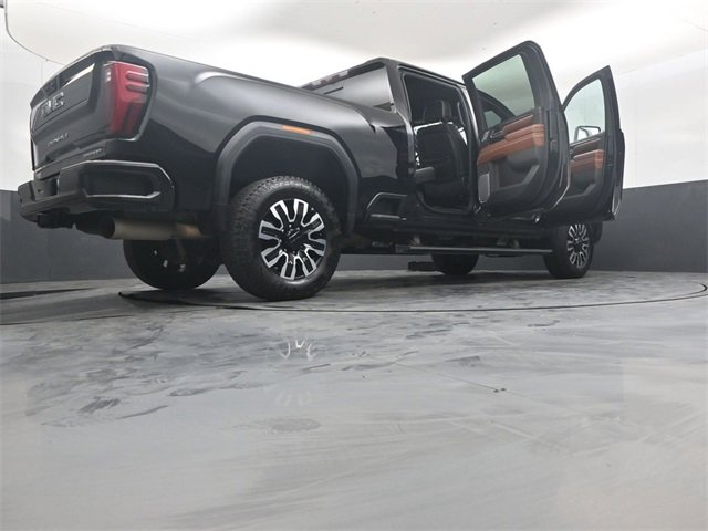 Used 2024 GMC Sierra 3500 Denali Ultimate image 51