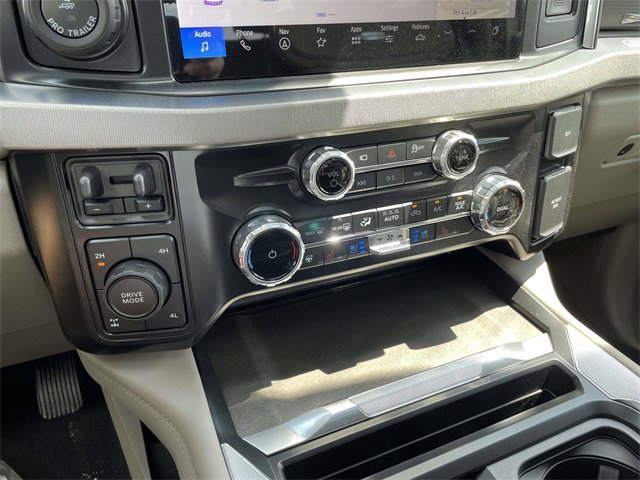 New 2025 Ford F350 Platinum w/ Platinum Plus Package image 14