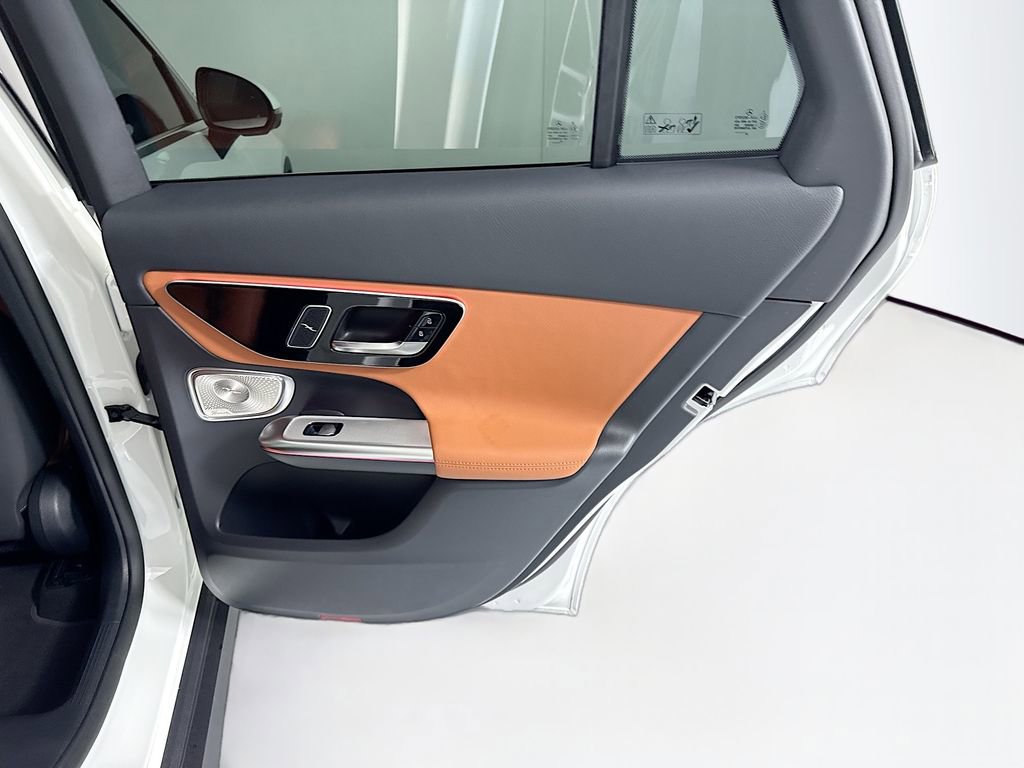 Certified 2026 Mercedes-Benz GLC 300 image 28