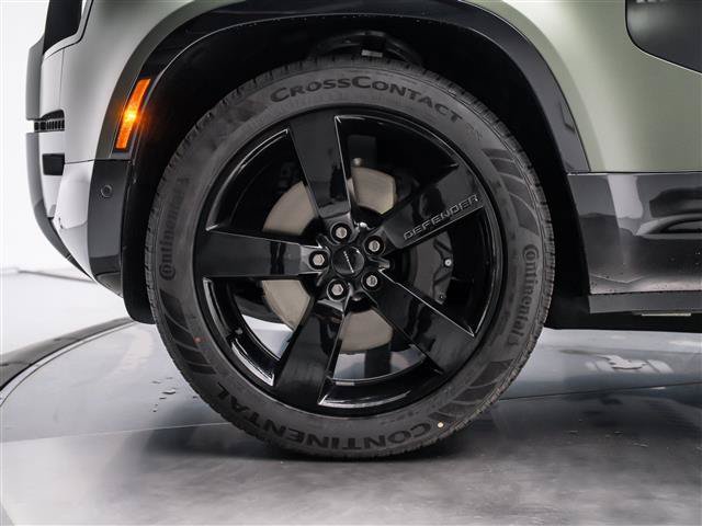 New 2026 Land Rover Defender 110 X-Dynamic SE AWD/4WD image 11