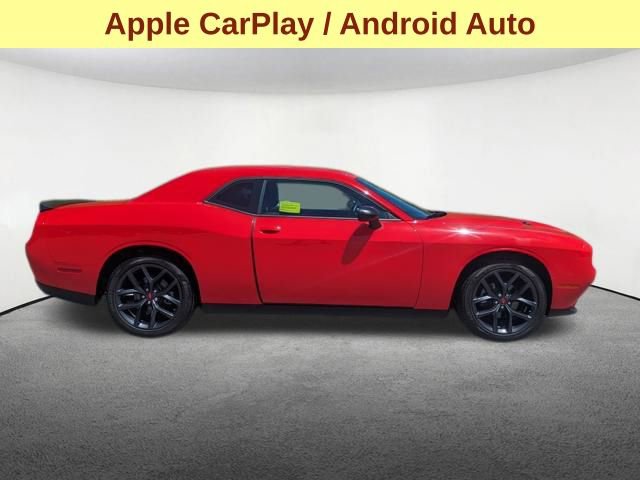 Used 2023 Dodge Challenger SXT w/ Blacktop Package RWD image 4