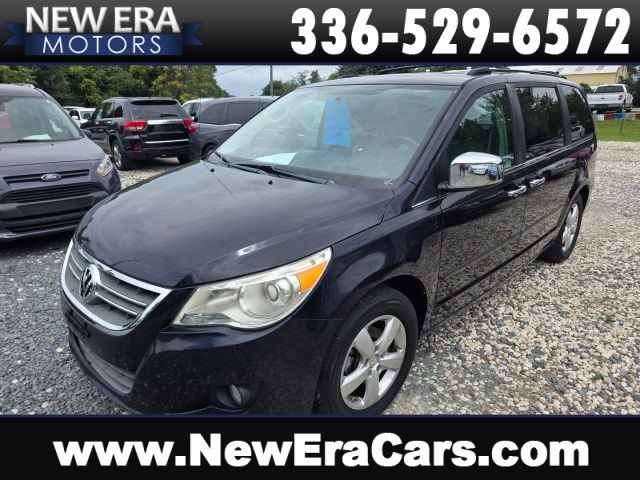 Used 2010 Volkswagen Routan SEL Premium