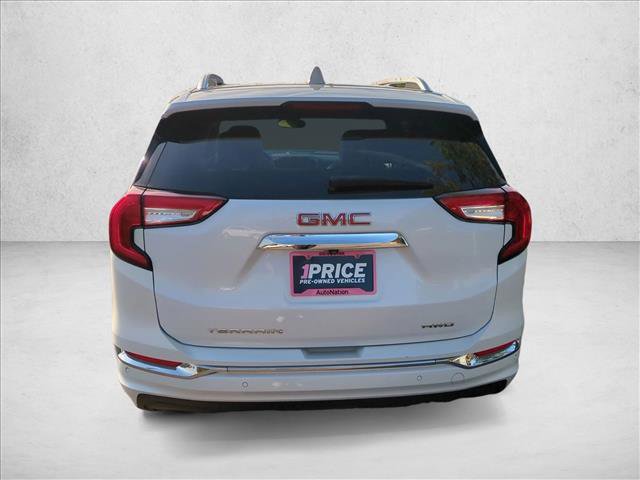 Used 2023 GMC Terrain Denali w/ Denali Premium Package image 7