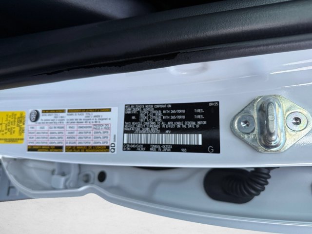 Used 2025 Toyota 4Runner TRD Off-Road Premium w/ Tow Technology Package AWD/4WD image 28