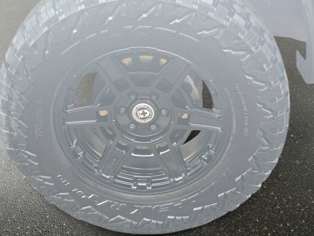 Used 2023 Ford F150 Raptor w/ Equipment Group 802A Raptor R AWD/4WD image 35