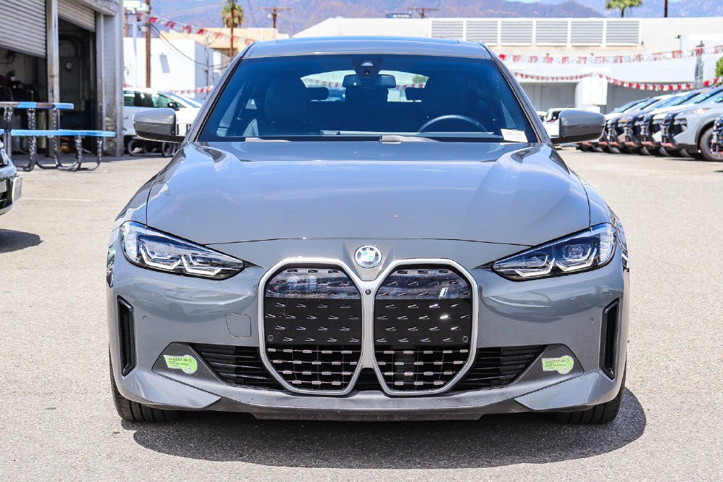 Used 2023 BMW i4 eDrive35 w/ Premium Package RWD image 2