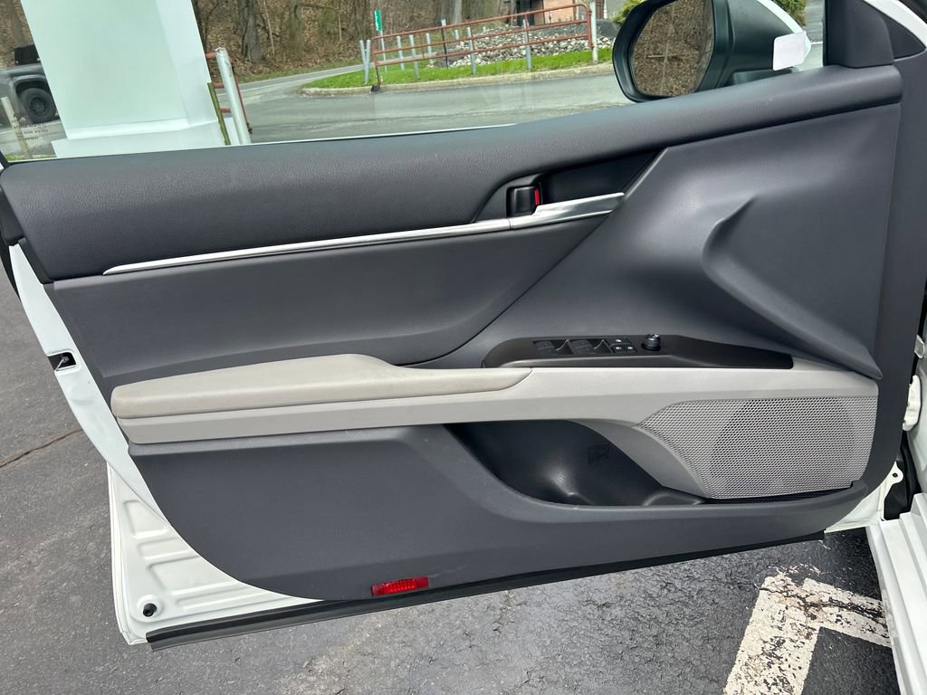 Certified 2024 Toyota Camry SE image 18