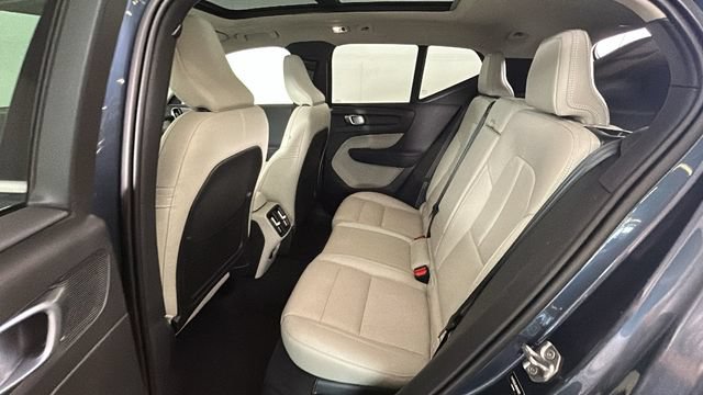 Used 2021 Volvo XC40 T5 Inscription w/ Climate Package AWD/4WD image 26