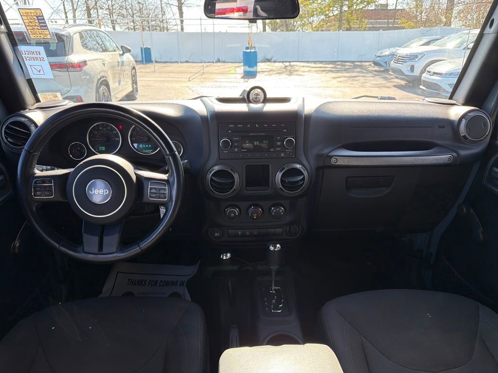 Used 2015 Jeep Wrangler Unlimited Sport w/ Connectivity Group image 13