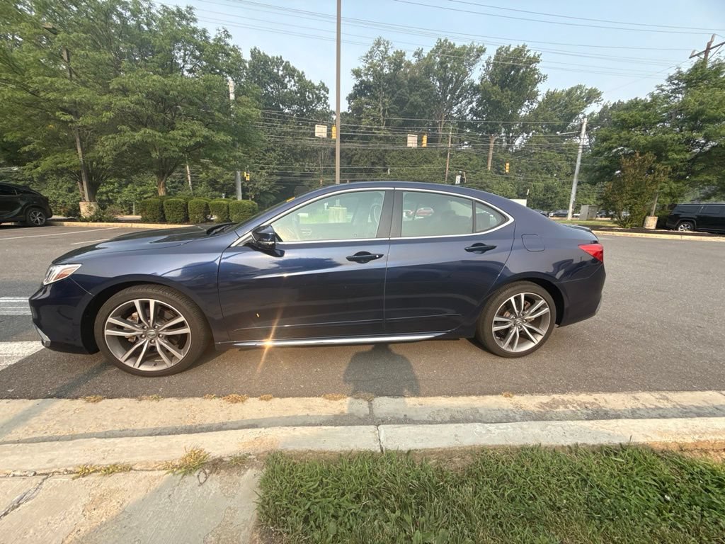 Used 2019 Acura TLX V6 w/ Advance Package FWD image 3