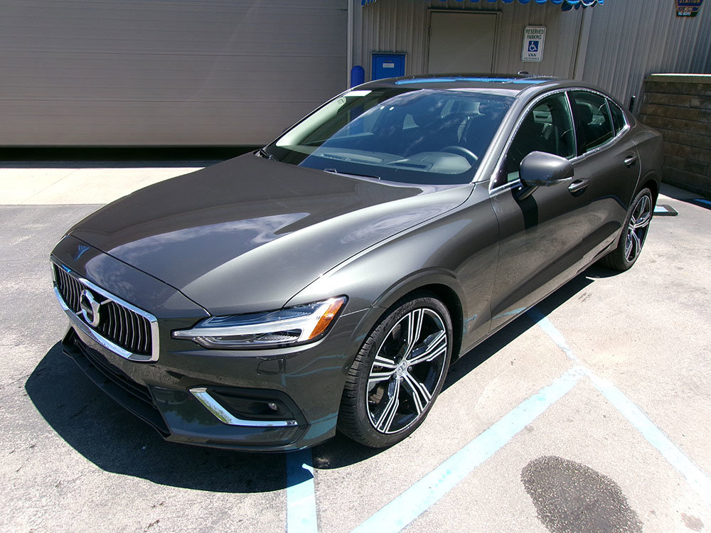 Used 2019 Volvo S60 T6 Inscription image 1