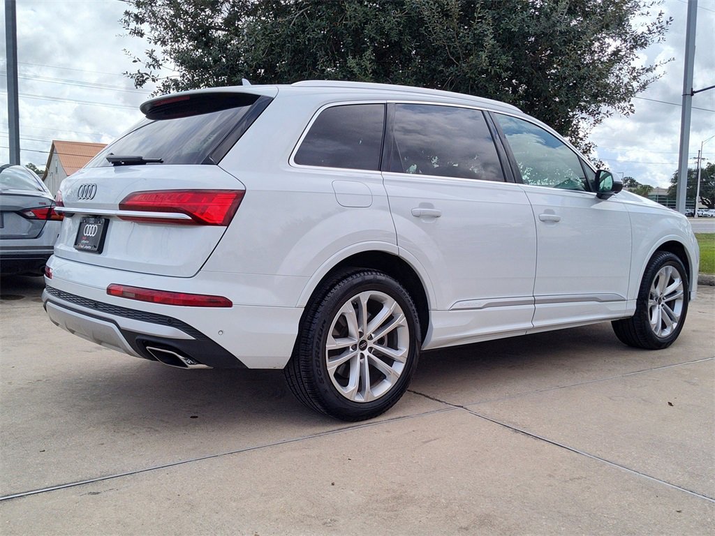Certified 2025 Audi Q7 2.0T Premium image 11