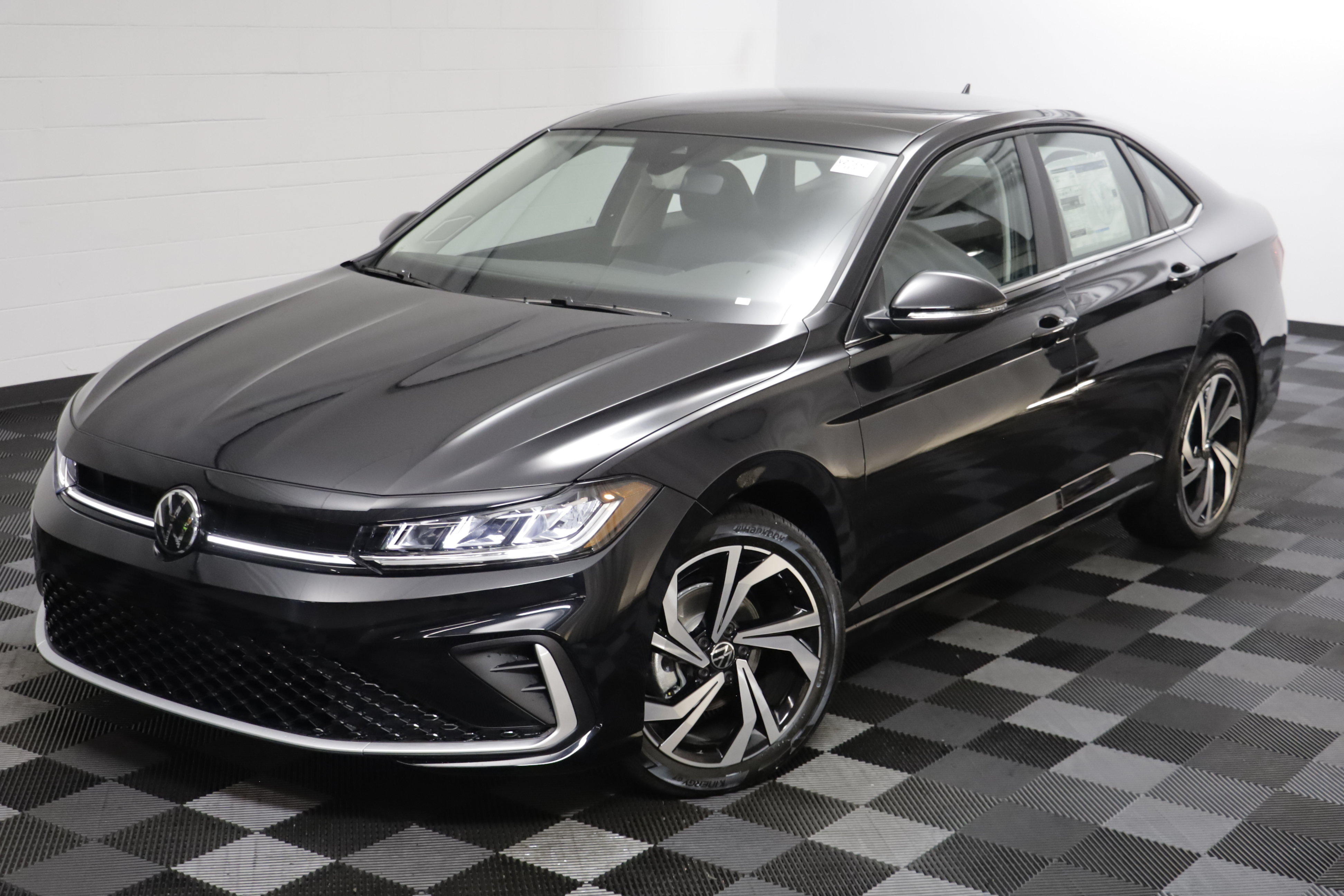 New 2027 Volkswagen Jetta SEL FWD image 2