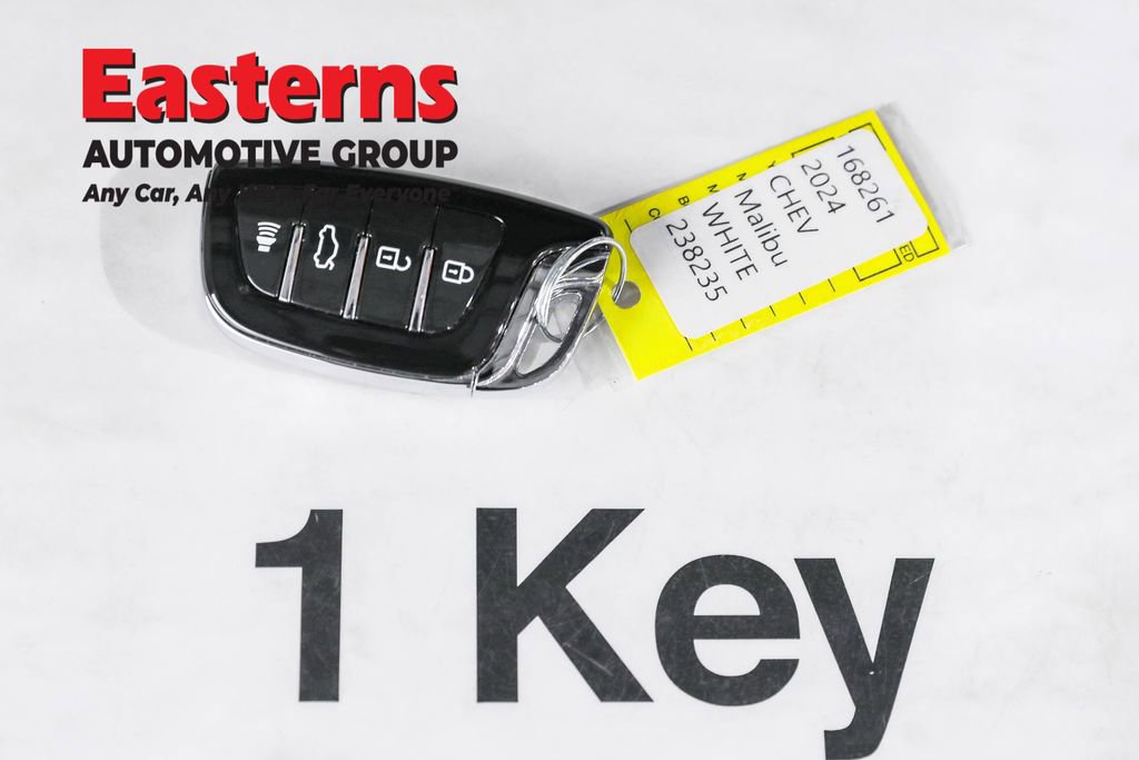 Used 2024 Chevrolet Malibu RS image 25