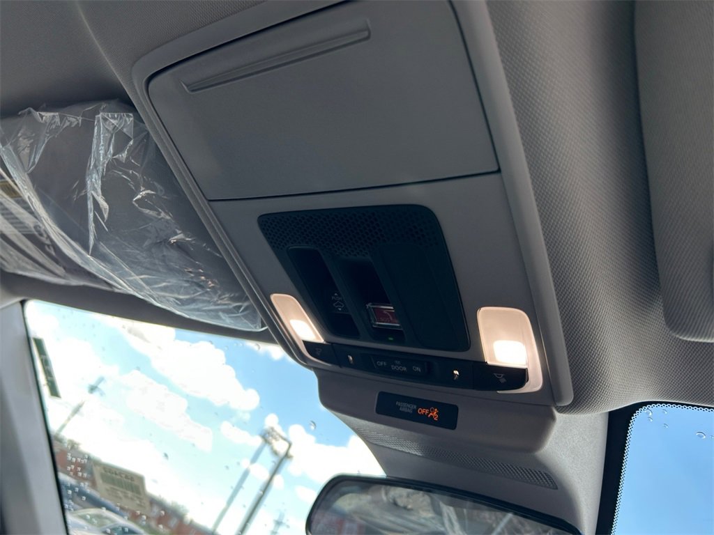 New 2025 Honda Accord SE image 18