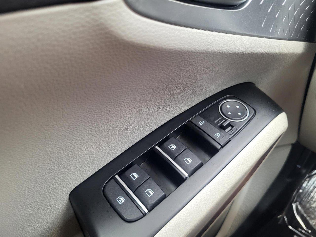 Used 2025 Kia Soul LX w/ LX Technology Package image 22