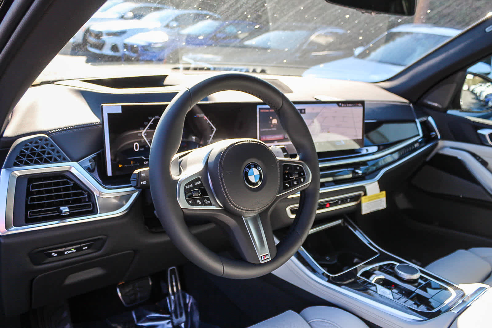 Used 2026 BMW X5 xDrive40i w/ M Sport Package AWD/4WD image 17