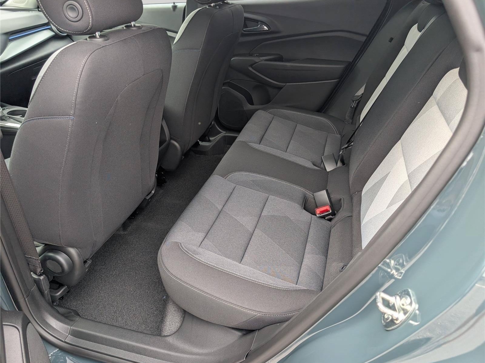 New 2026 Chevrolet Trax LS FWD image 9