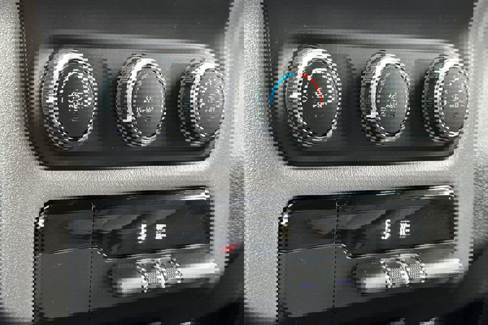 Used 2021 RAM 1500 Big Horn image 16