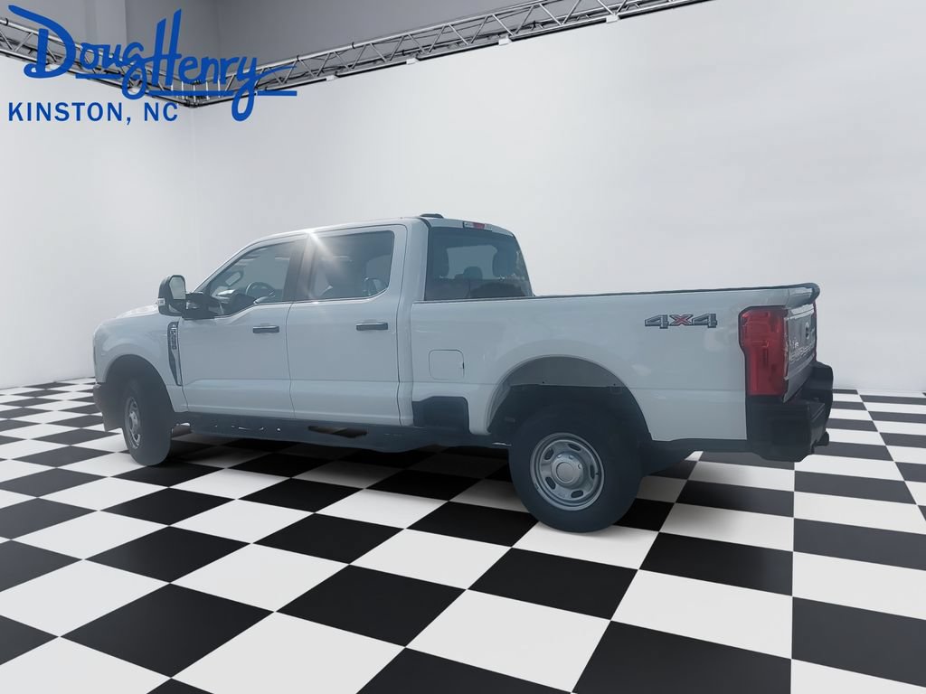 Used 2026 Ford F250 XL AWD/4WD image 3