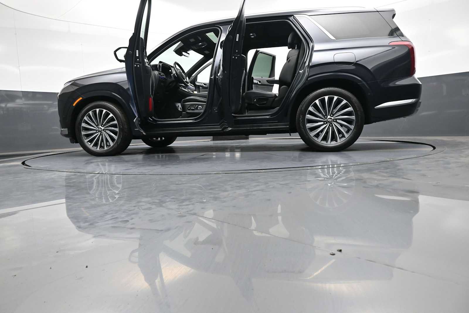 Used 2024 Hyundai Palisade Calligraphy AWD/4WD image 51
