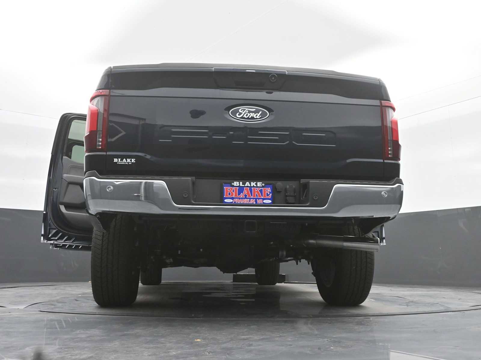 New 2025 Ford F150 Lariat w/ Equipment Group 501A Mid image 31