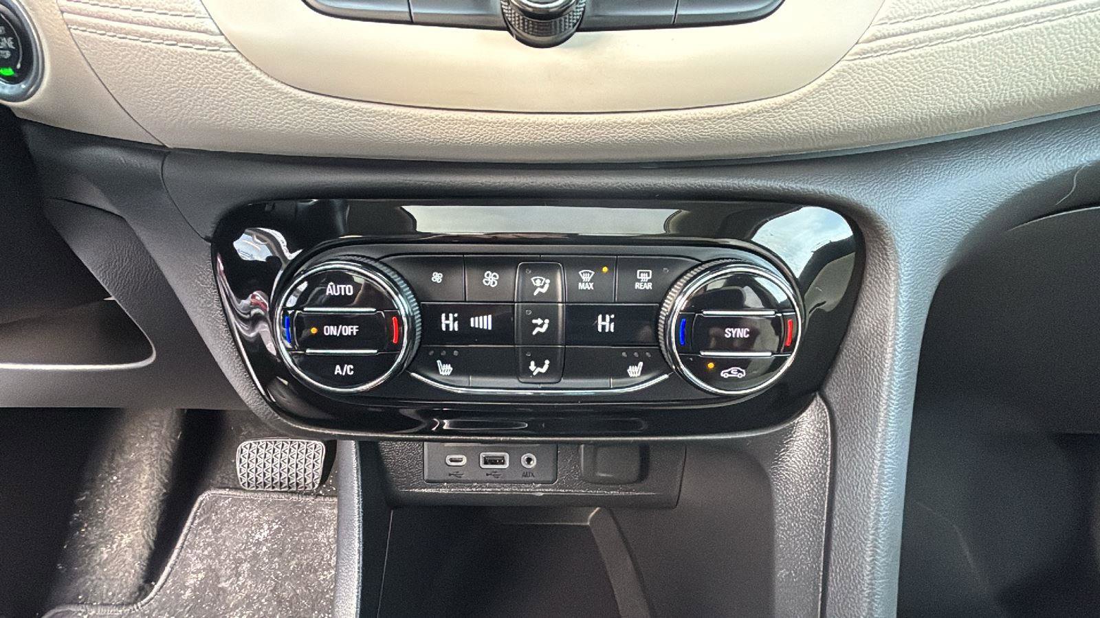 Certified 2022 Buick Encore GX Essence w/ Advanced Technology Package image 19