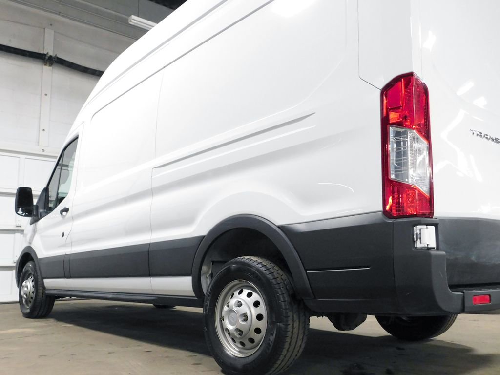 Used 2022 Ford Transit 250 AWD image 69