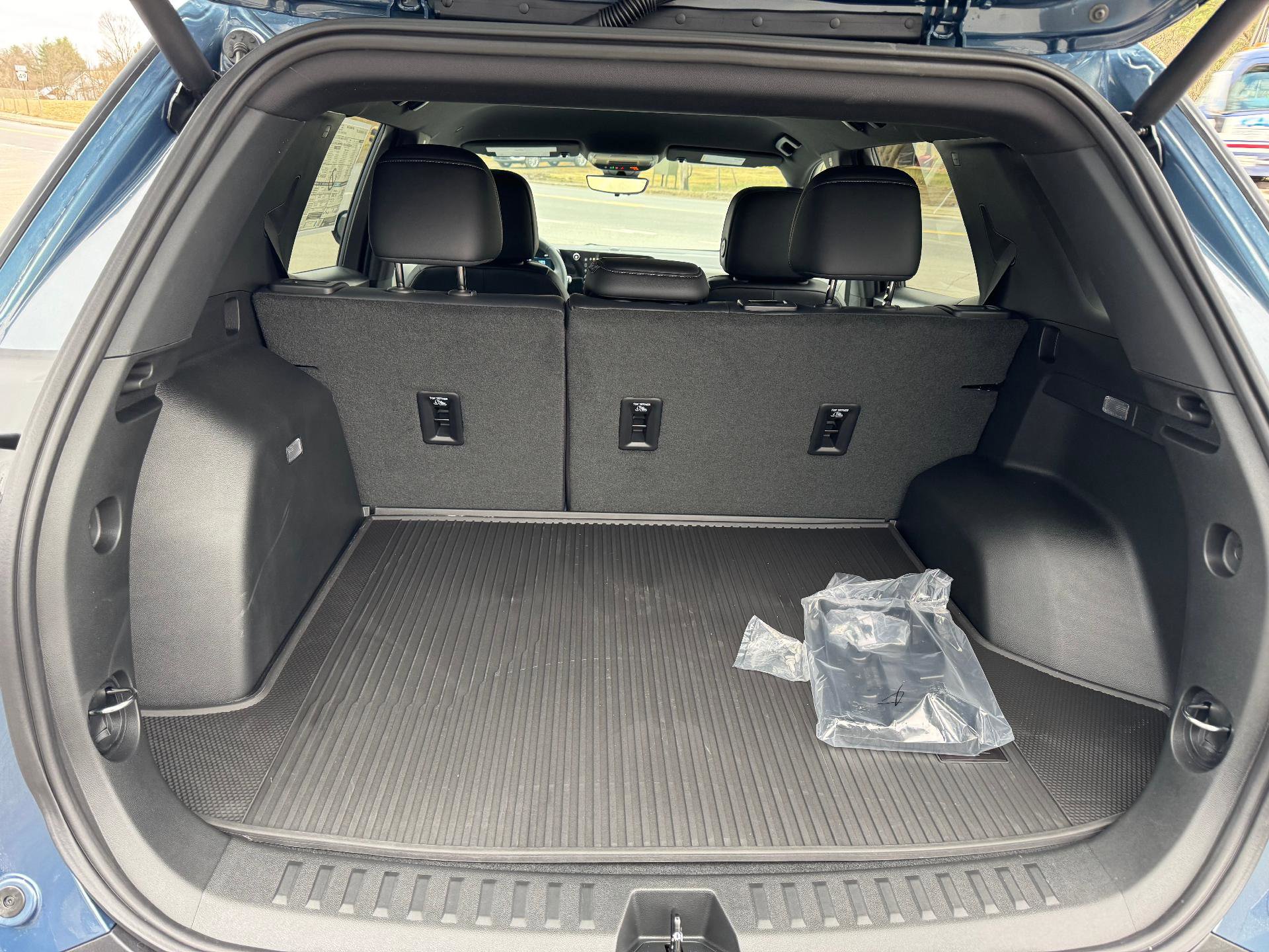 New 2026 Chevrolet Equinox LT w/ Convenience Package II image 42