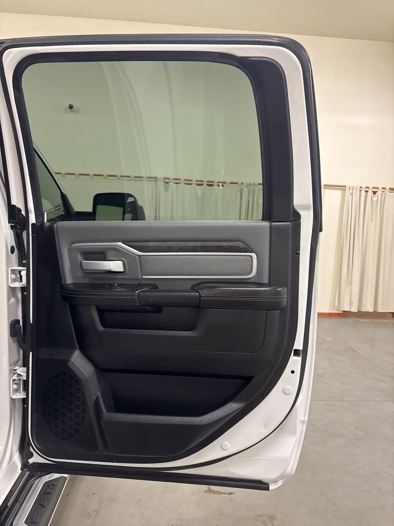 Used 2022 RAM 2500 Big Horn w/ Level C Equiment Group image 35