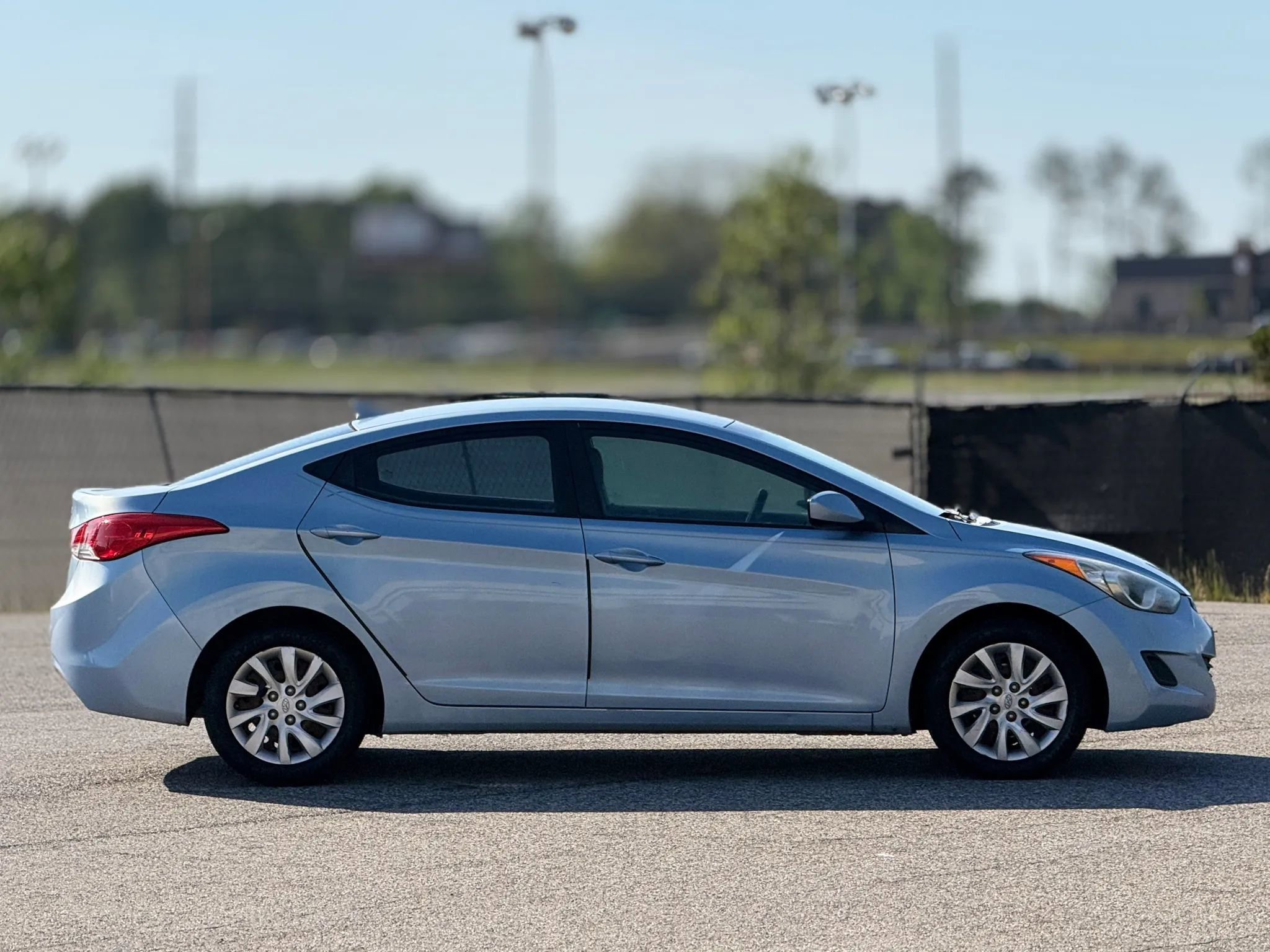 Used 2012 Hyundai Elantra GLS image 7