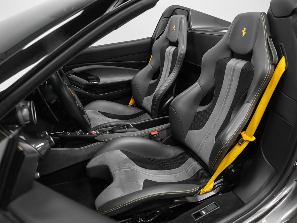 Certified 2022 Ferrari F8 Tributo RWD image 83