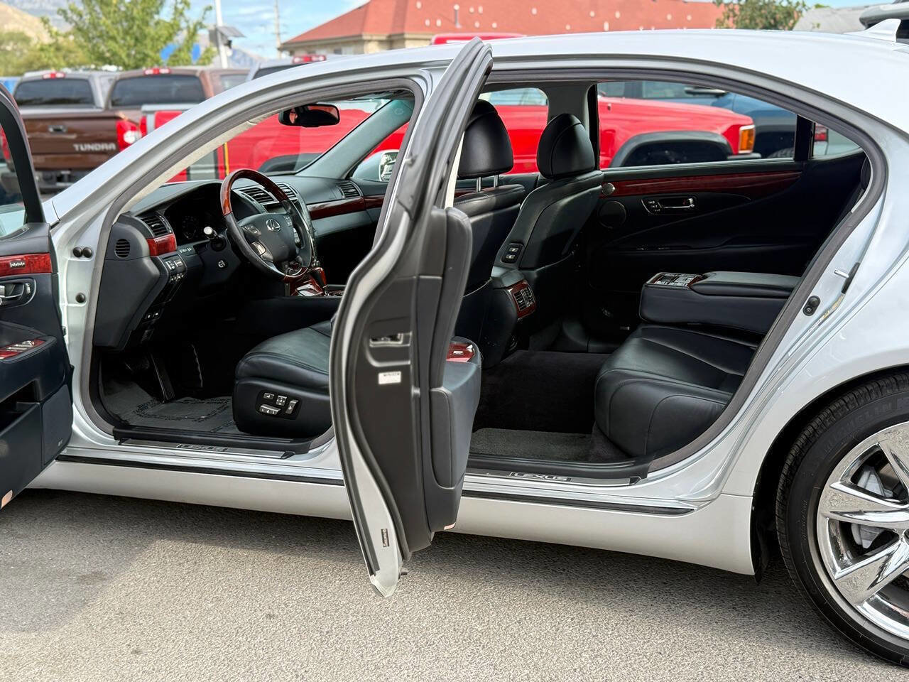 Used 2008 Lexus LS 600h L image 69