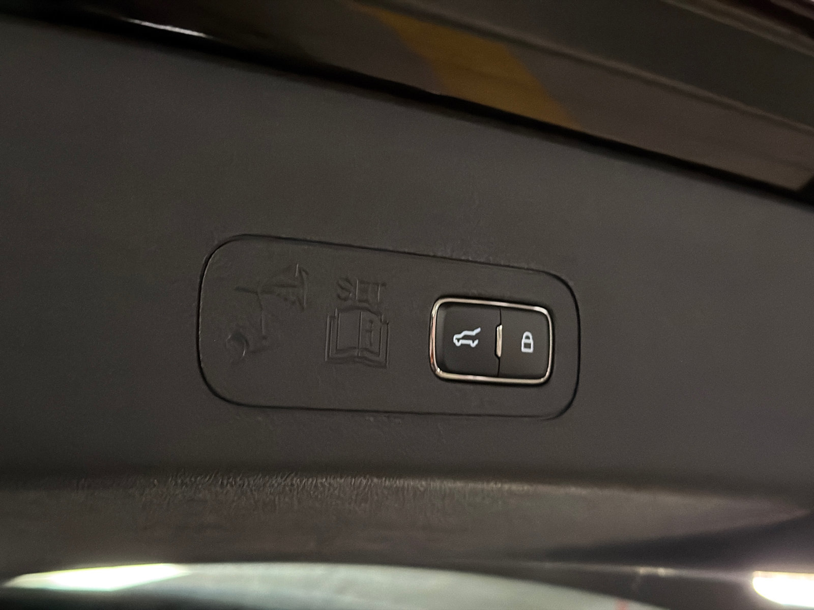 New 2027 Lincoln Aviator AWD image 9