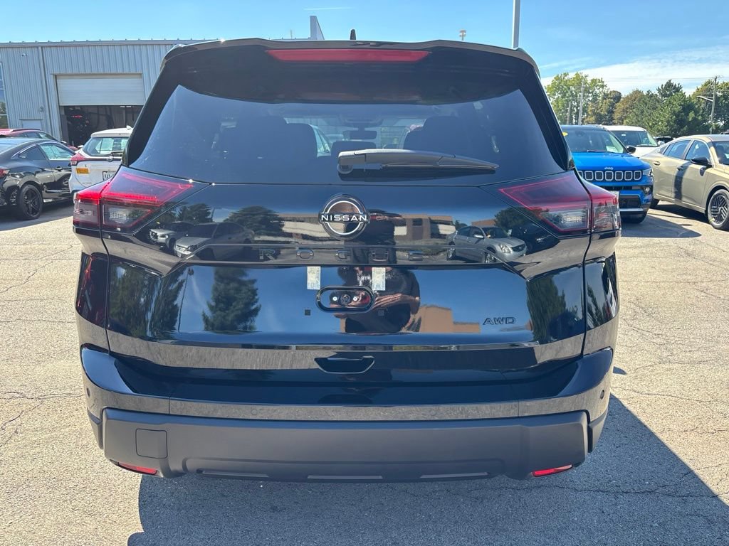 New 2026 Nissan Rogue Dark Armor AWD/4WD image 7