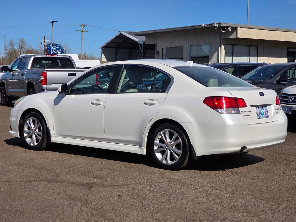 Used 2013 Subaru Legacy 2.5i Limited image 2