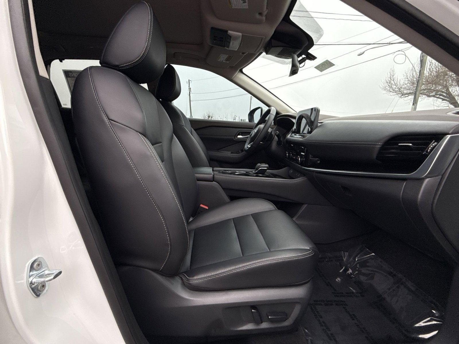 Used 2023 Nissan Rogue SL w/ SL Premium Package image 27