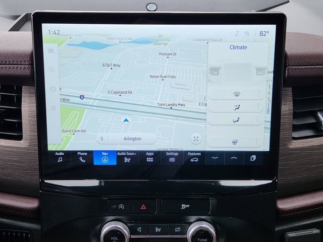 Used 2024 Ford Expedition Limited image 17