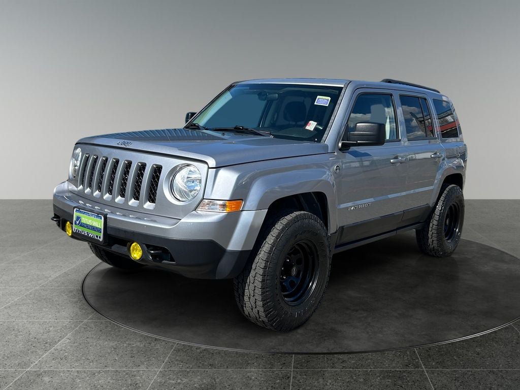 Used 2015 Jeep Patriot Sport w/ Power Value Group AWD/4WD image 3