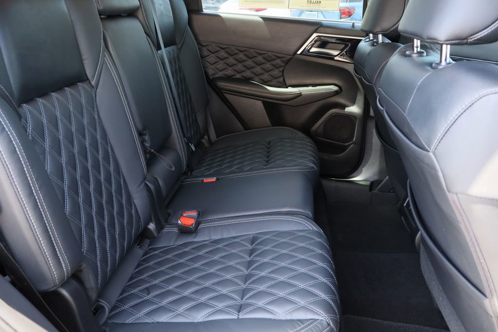 Used 2022 Mitsubishi Outlander SEL image 27