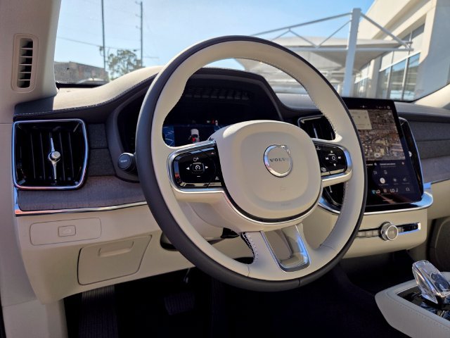 New 2027 Volvo XC90 B6 Ultra AWD/4WD image 8