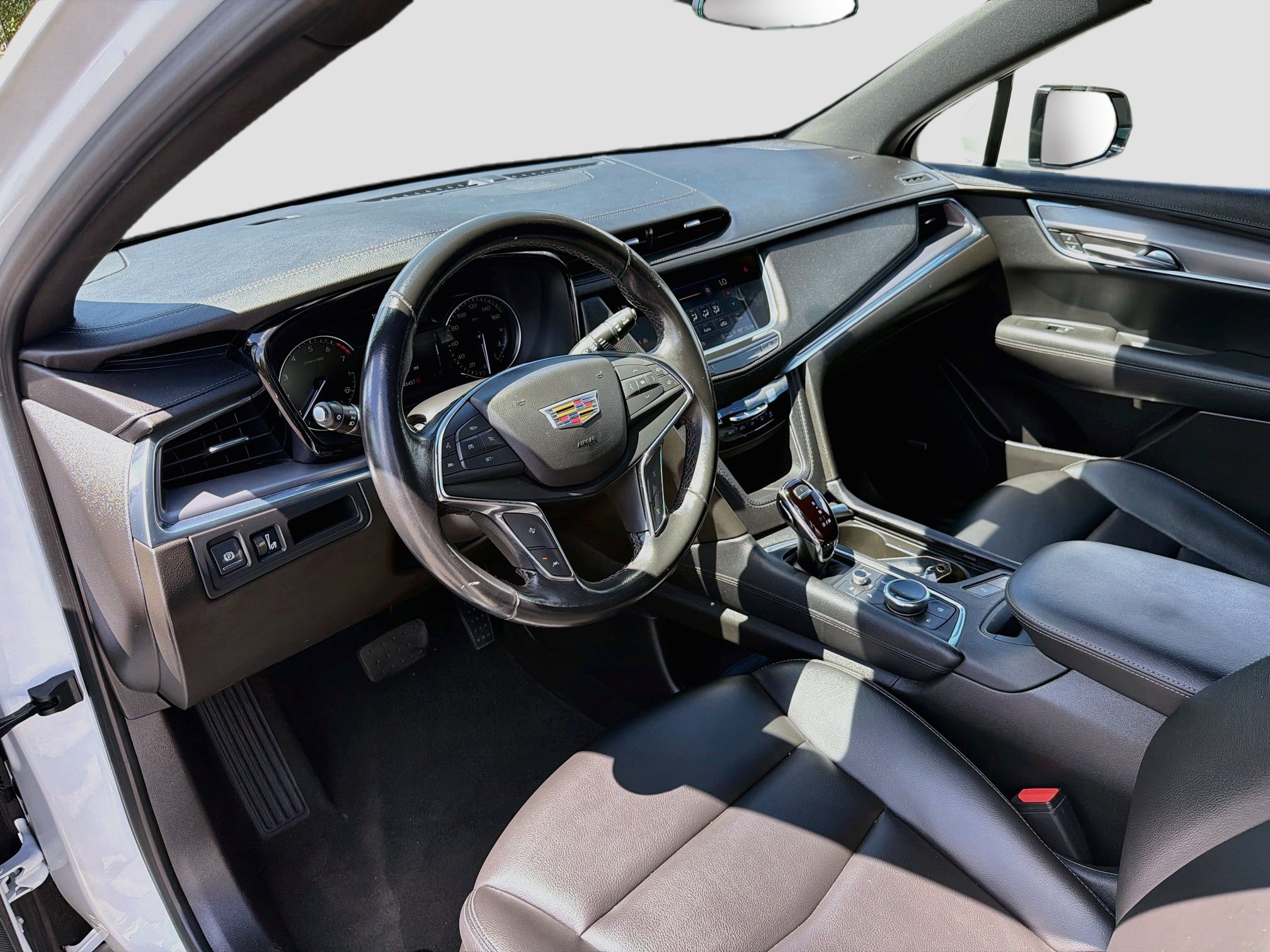 Used 2023 Cadillac XT5 Luxury FWD image 9
